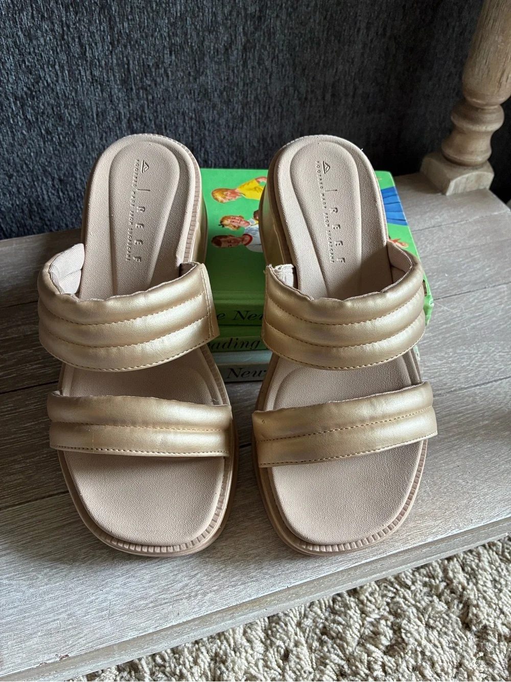 Reef Lofty Lux Hi Gold Metallic Platform Sandals